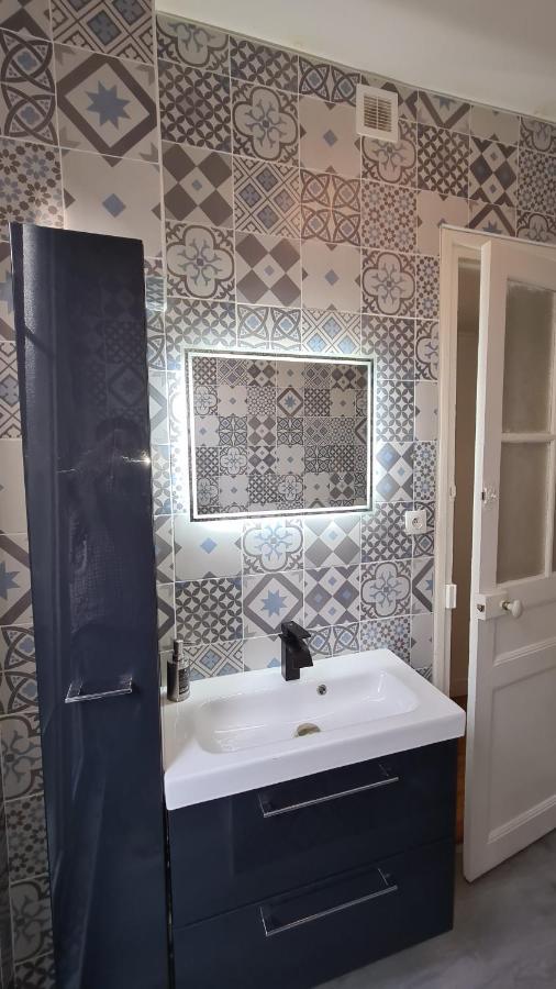 Cosy, Privee Non Mitoyenne Avec Serrure Dans Un De 50 M Carres Colombes (Hauts-de-Seine)