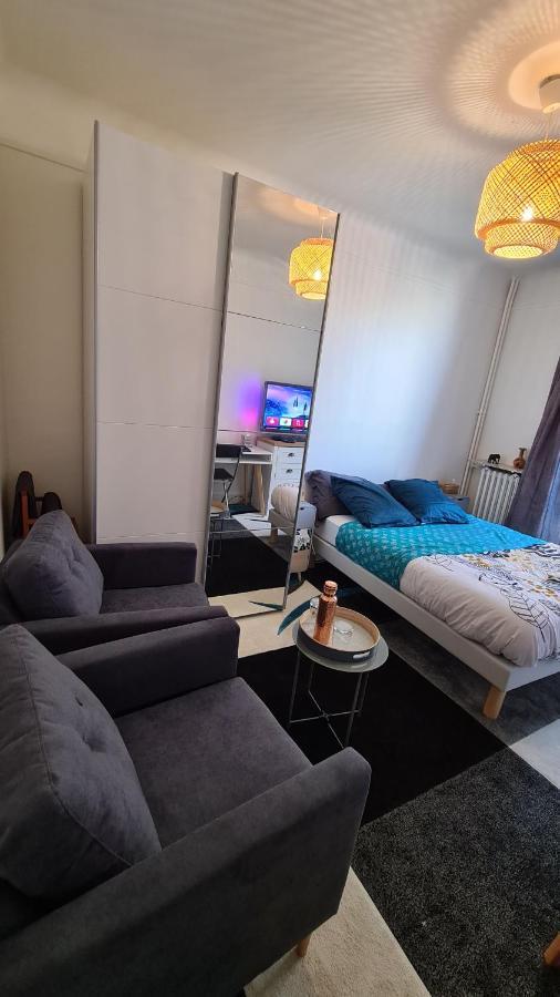 Cosy, Privee Non Mitoyenne Avec Serrure Dans Un De 50 M Carres Quarto em Acomodações Particulares